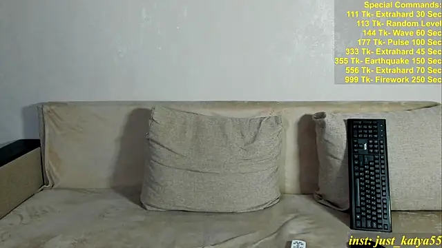 just_katya55 Adlı Modelin Canlı XXX Sohbeti