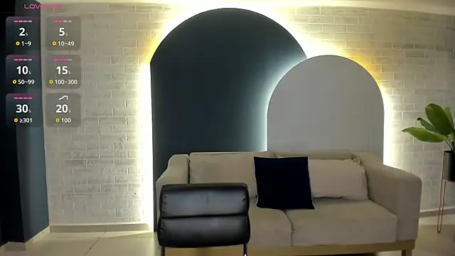 XXX chat uživo modela LucieMartin