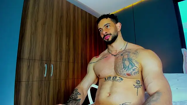 massimo_visconti Webcam Show