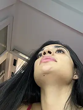 Chatroom XXX en direct de leilani_X