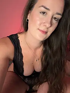 EllaMae Live XXX Chat