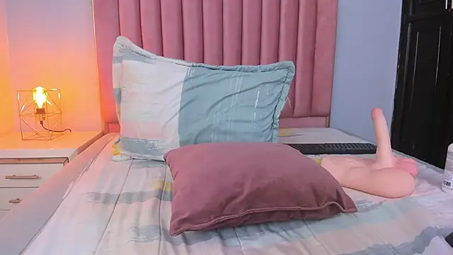 Czat XXX na żywo – MarianaScott_