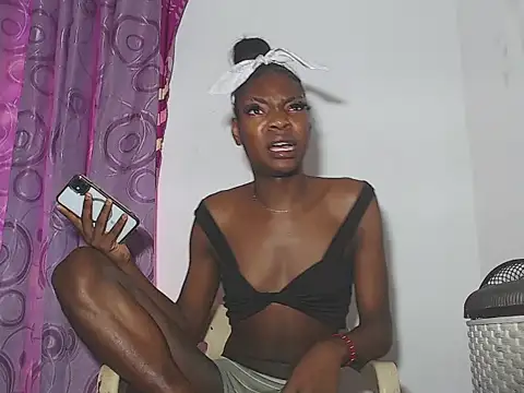 دردشة DannaTs1 الجنسية المباشرة