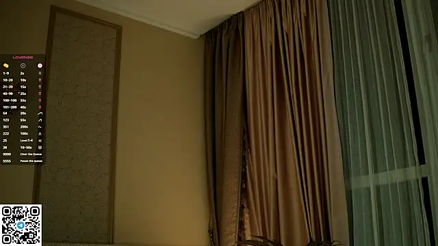 Chat +18 de Blossom_Dream ao vivo