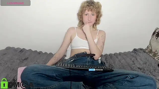 AnnStasia Chat XXX in diretta