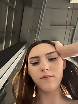 Chatroom XXX en direct de AnitaFly