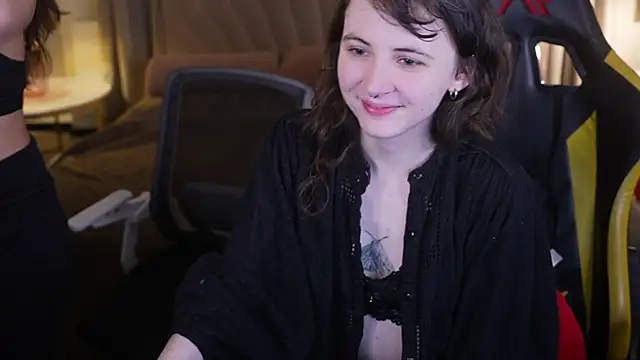 Вебкам-шоу Orly_flame