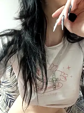 _Alice_0-0 Live XXX Chat