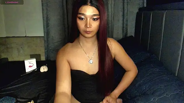 Chat +18 de TrinityFucksYou ao vivo