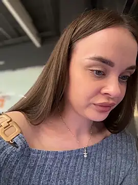 KristiRich: онлайн-секс-чат