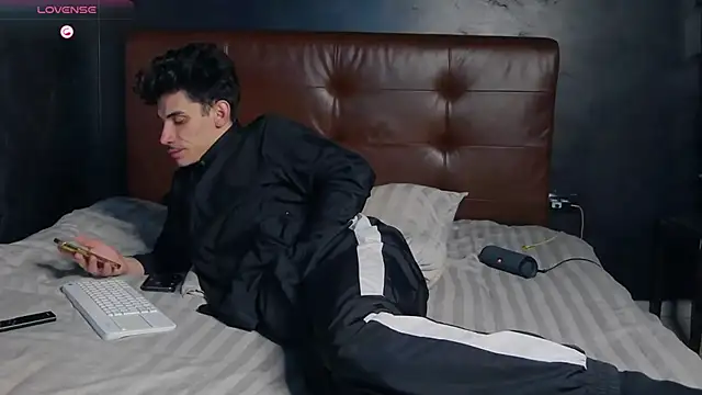 DanielCrush1 Webcam Show