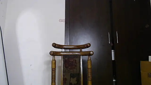 Virgin_Aisha Live XXX-chat