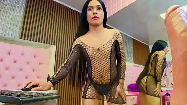 Pokazy przed kamerką – LUCIANA_FOX_TS