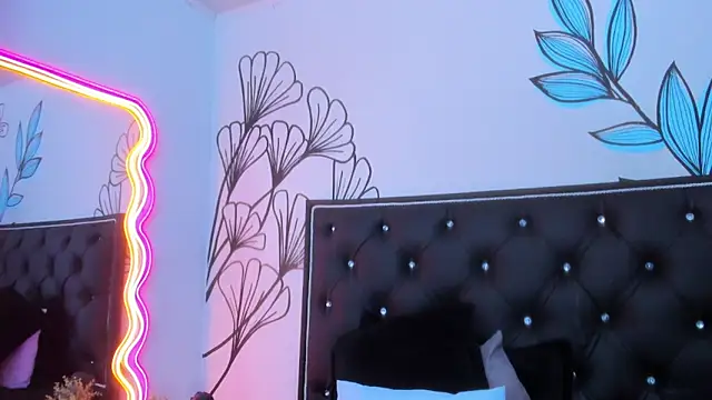 Sweet_Ariadna_'s Webcam Show