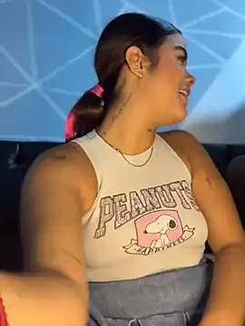 دردشة Kaily_Sweet16 الجنسية المباشرة