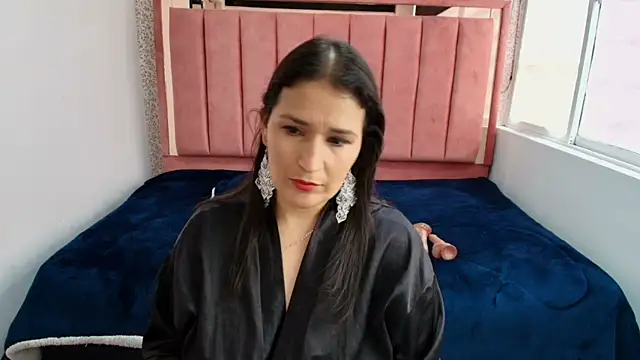 Chat +18 de Barbara_fox__ ao vivo