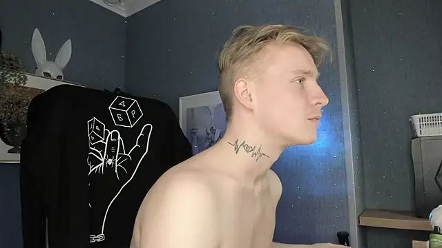 AlexxSweet webcam show