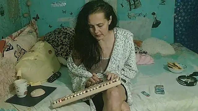 brighteyes77のライブXXXチャット