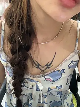 __BabyShowPublic__ Chat XXX in diretta