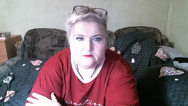 Lana555: онлайн-секс-чат