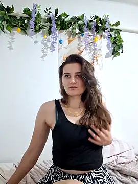 Nika_aa: онлайн-секс-чат