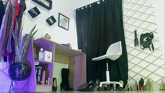 myla_sarah live XXX chat