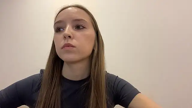 Show modela TanjaBrounson na web-kameri