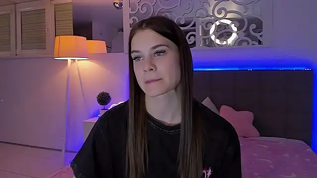 LuisaClover 라이브 XXX 채팅