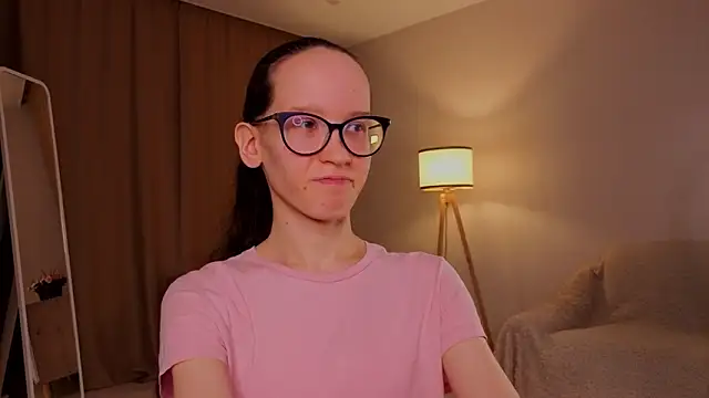 BettyBrowni Adlı Modelin Canlı XXX Sohbeti