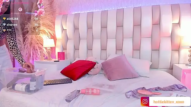 دردشة Viollet_xoxo الجنسية المباشرة