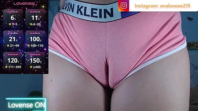 ana_studio élő XXX-chatje