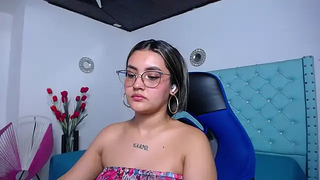 kathe-mills235 Live XXX-Chat