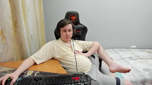 iliaskrislove – Kamerová šou