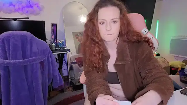 ENGLISHEMILY_69 live XXX chat