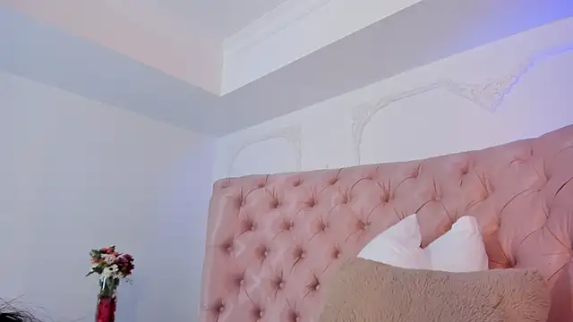 LucianaBlanco_'s Live XXX Chat