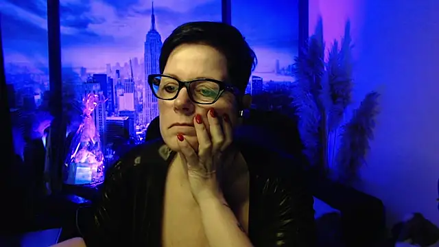 ninarandmann: онлайн-секс-чат