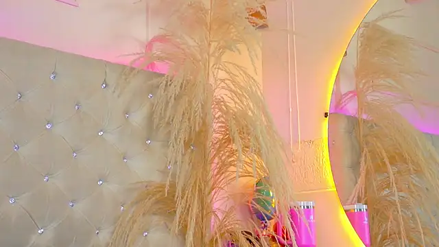 AlynAllen Adlı Modelin Canlı XXX Sohbeti