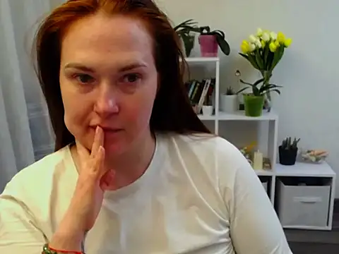 Lady_Tiana Adlı Modelin Canlı XXX Sohbeti