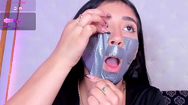 Czat XXX na żywo – Mariana_Kalo