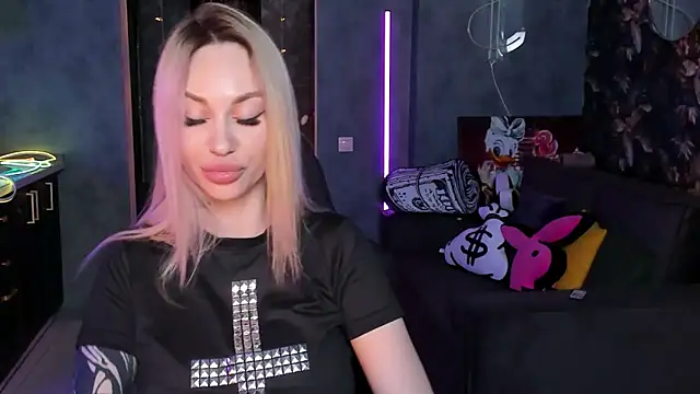 Blckmirrorrn Live XXX chat