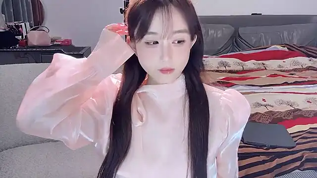 naiyaomeimeiのウェブカメラショー