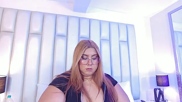 aandreaperez Adlı Modelin Canlı XXX Sohbeti