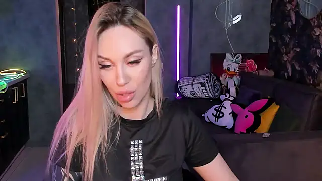 Blckmirrorr's Live XXX Chat