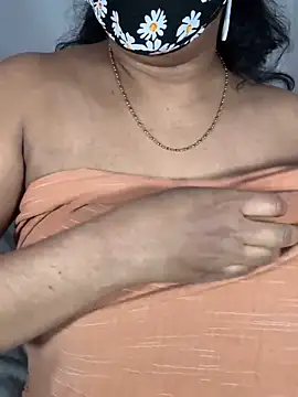 ArathyNambyarMallu's Webcam Show