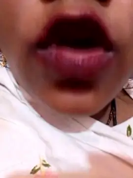 Dassing_strip_couple: απευθείας συνομιλία ΧΧΧ