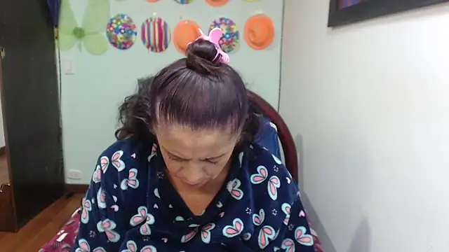 sexytitshot126's Live XXX Chat