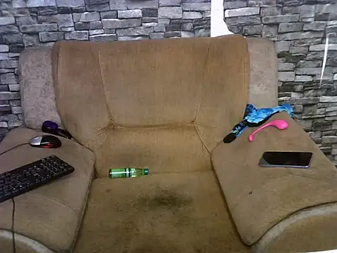 Naughtyy_xx live XXX chat