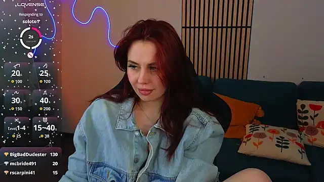 Онлайн чат XXX Aisha_Riley