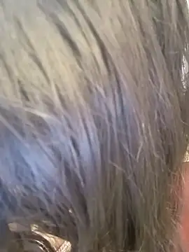 Pokazy przed kamerką – Divya_girl