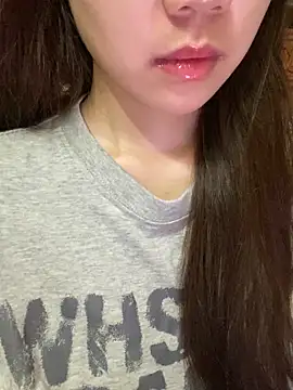 Uyennii02 live XXX chat